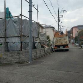 大阪府豊中市西緑丘３丁目