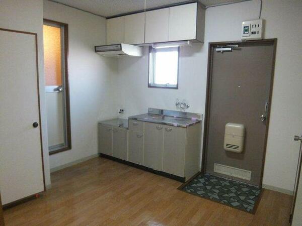 apartment 茨城県石岡市八軒台
地図を見る