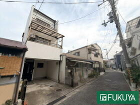 大阪府堺市西区浜寺石津町中３丁