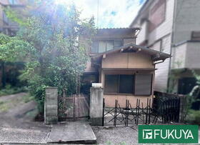 京都府京都市東山区泉涌寺門前町
