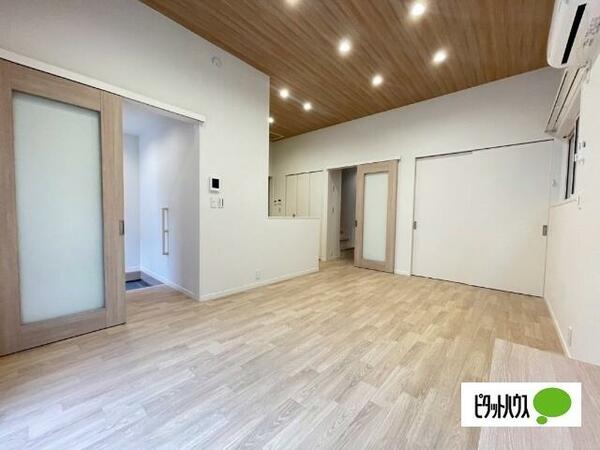 detached 埼玉県吉川市美南２丁目

地図を見る