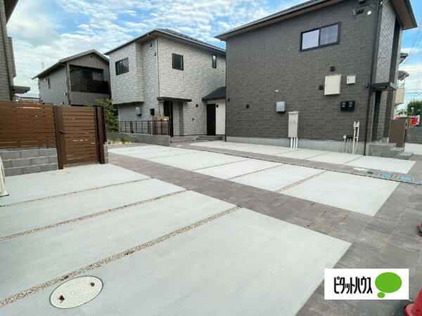 detached 埼玉県吉川市美南２丁目

地図を見る