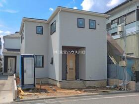 埼玉県川口市上青木西３丁目