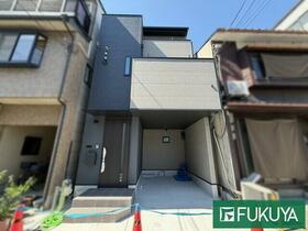 京都府京都市右京区西京極佃田町
