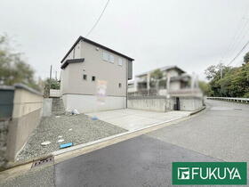 兵庫県川西市水明台１丁目