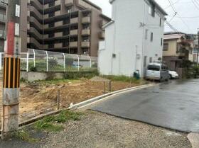 大阪府豊中市城山町１丁目