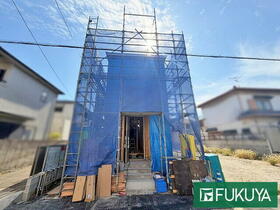 兵庫県伊丹市鈴原町６丁目