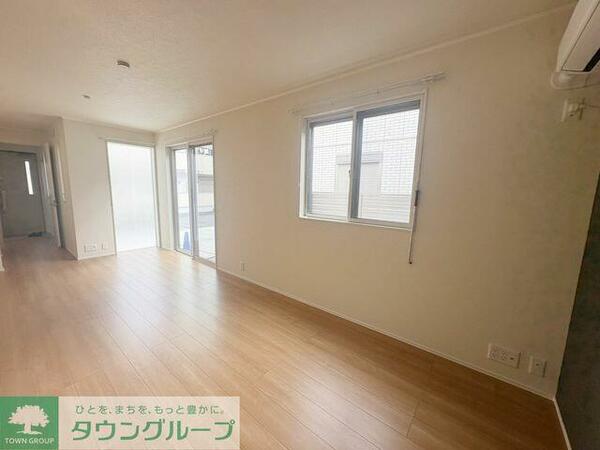 detached 東京都三鷹市北野４丁目

地図を見る