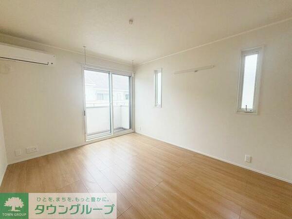 detached 東京都三鷹市北野４丁目

地図を見る