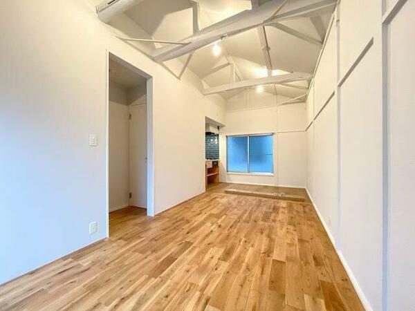 detached 東京都荒川区荒川６丁目

地図を見る