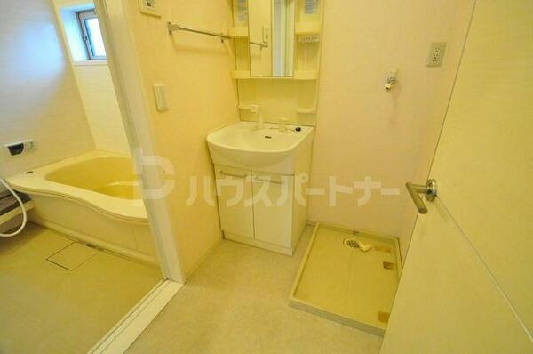 detached 埼玉県八潮市大字大原

地図を見る