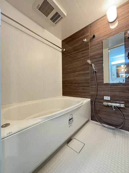 detached 東京都三鷹市上連雀３丁目

地図を見る