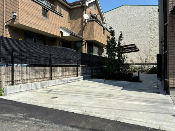 detached 東京都三鷹市上連雀３丁目

地図を見る