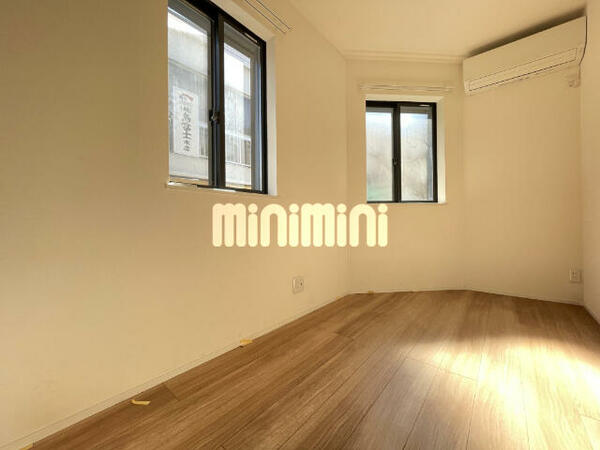 detached 東京都荒川区南千住１丁目

地図を見る