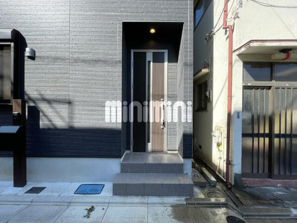 detached 東京都荒川区南千住１丁目

地図を見る