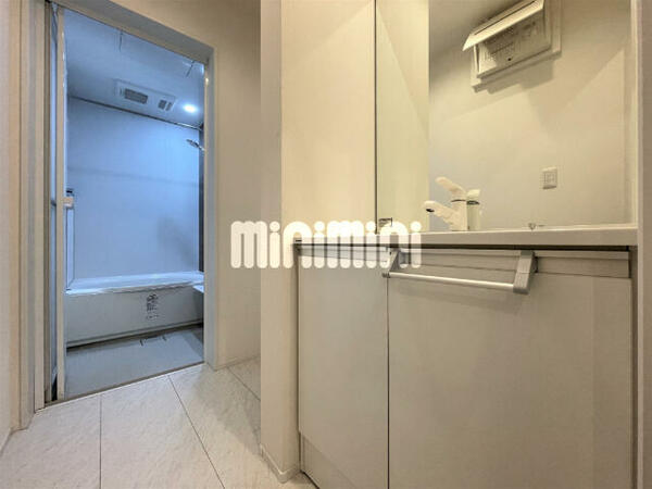 detached 東京都荒川区南千住１丁目

地図を見る