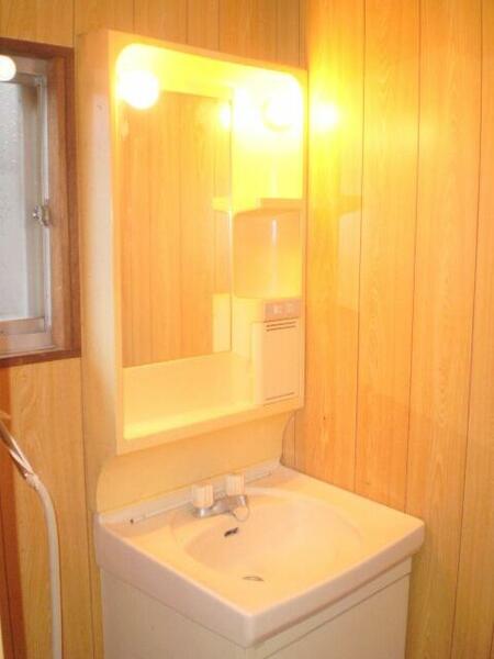 detached 埼玉県坂戸市泉町

地図を見る