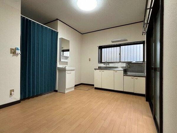 detached 茨城県筑西市関本中

地図を見る