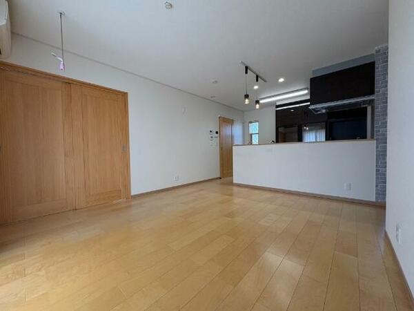 detached 埼玉県比企郡滑川町大字羽尾

地図を見る