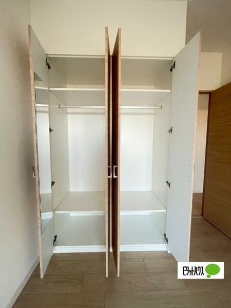 apartment 埼玉県越谷市弥生町
地図を見る