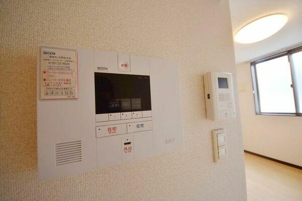 detached 東京都東久留米市浅間町２丁目

地図を見る