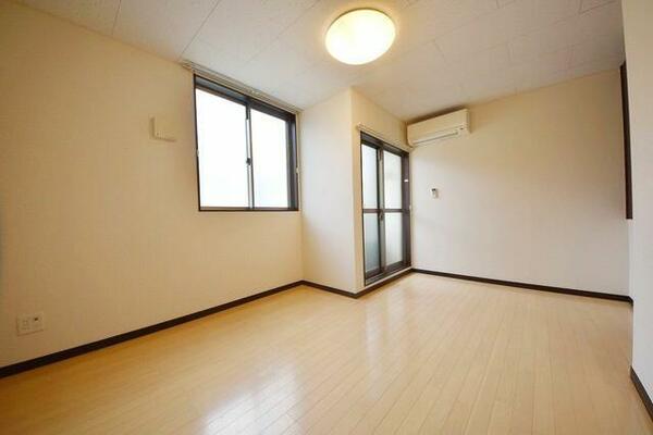 detached 東京都東久留米市浅間町２丁目

地図を見る