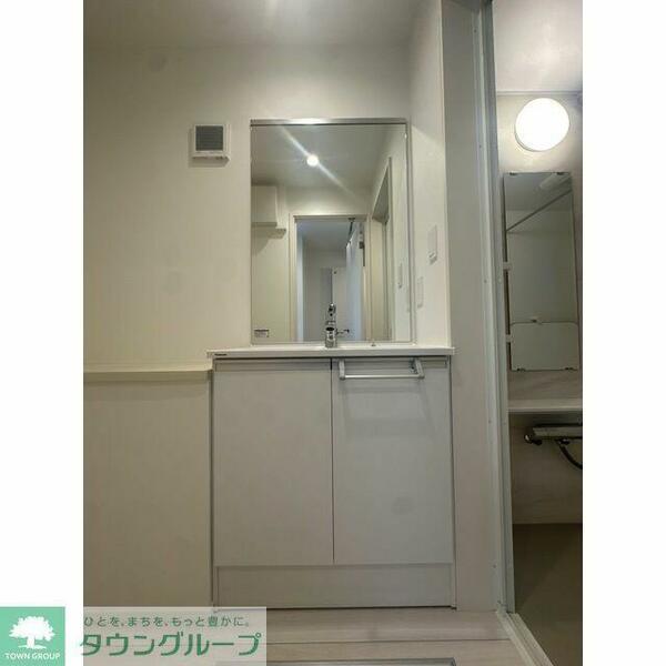 detached 東京都葛飾区西亀有２丁目

地図を見る