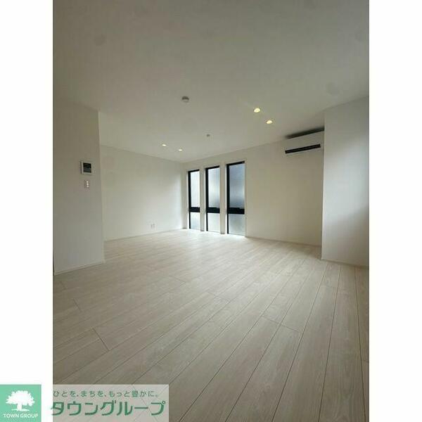 detached 東京都葛飾区西亀有２丁目

地図を見る