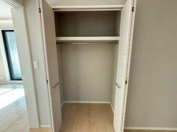 apartment 埼玉県三郷市中央１丁目
地図を見る