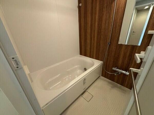 apartment 埼玉県三郷市中央１丁目
地図を見る