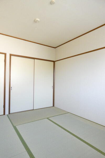 apartment 埼玉県北葛飾郡松伏町田中１丁目
地図を見る