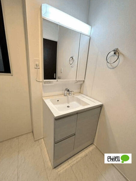 detached 埼玉県吉川市中野
地図を見る