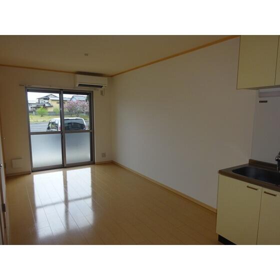 apartment 茨城県笠間市吉岡
地図を見る