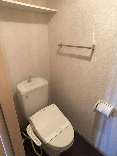 apartment 埼玉県吉川市中野
地図を見る