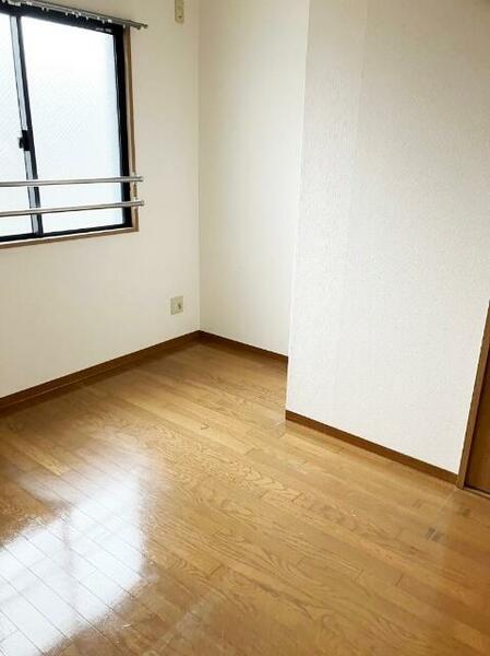 apartment 埼玉県吉川市木売２丁目
地図を見る