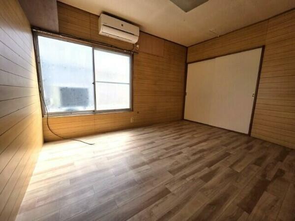 detached 埼玉県比企郡川島町大字中山
地図を見る