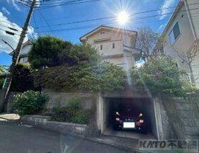 東京都町田市金井２丁目