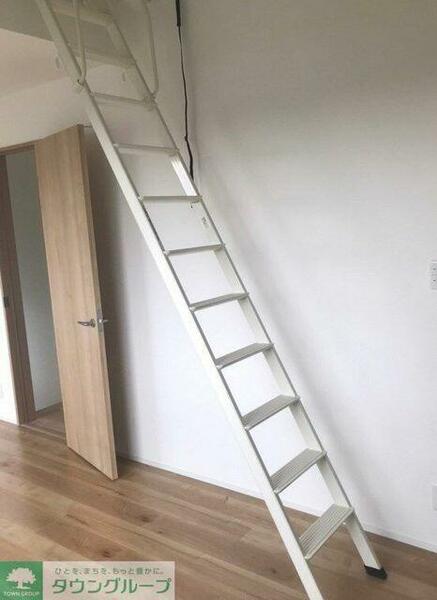 detached 東京都小平市小川町２丁目

地図を見る