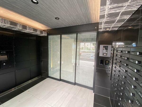 detached 東京都杉並区上高井戸２丁目

地図を見る