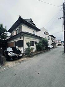 神奈川県愛甲郡愛川町中津