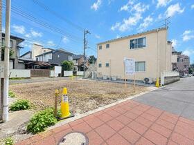 東京都世田谷区粕谷３丁目