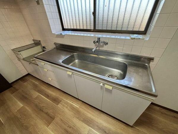 画像7:キッチン