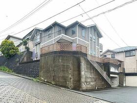 神奈川県横浜市泉区岡津町