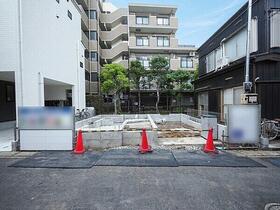 神奈川県川崎市宮前区平１丁目