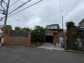 神奈川県横浜市青葉区若草台