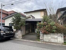青森県三沢市花園町４丁目