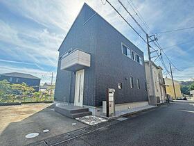 神奈川県愛甲郡愛川町中津