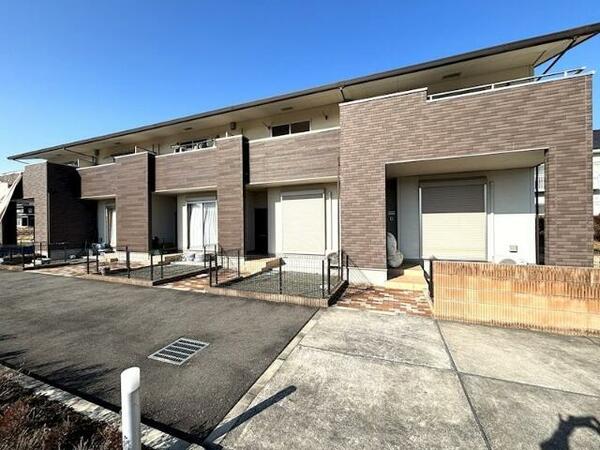 apartment 群馬県吾妻郡中之条町大字西中之条
地図を見る