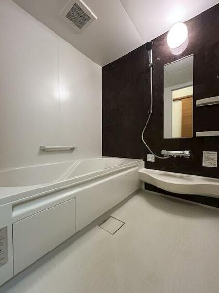 apartment 群馬県吾妻郡中之条町大字西中之条
地図を見る