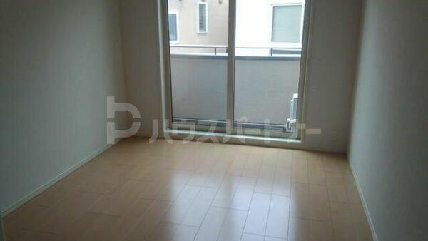 detached 東京都江戸川区東小松川３丁目

地図を見る